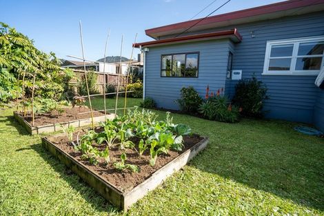 Photo of property in 11 Great North Road, Te Kamo, Whangarei, 0112