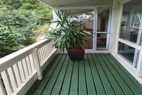 Photo of property in 38 Daffodil Street, Titirangi, Auckland, 0604