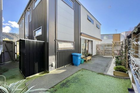 Photo of property in 7u9 Handyside Street, Tawa, Wellington, 5028