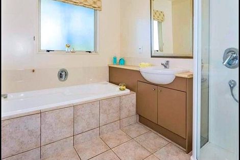 Photo of property in 23 Tui Glen Road, Birkenhead, Auckland, 0626
