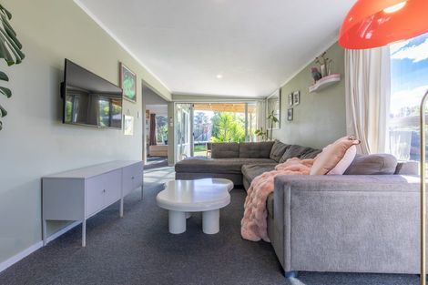 Photo of property in 34 Watts Street, Waipawa, 4210