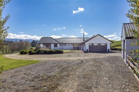 Photo of property in 14 Centre Road, Matamau, Dannevirke, 4977