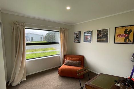 Photo of property in 31 Sunset Drive, Baylys Beach, 0377