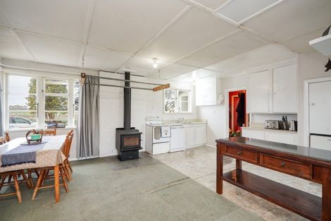 Photo of property in 565 Otautau Wreys Bush Road, Waikoura, Otautau, 9689