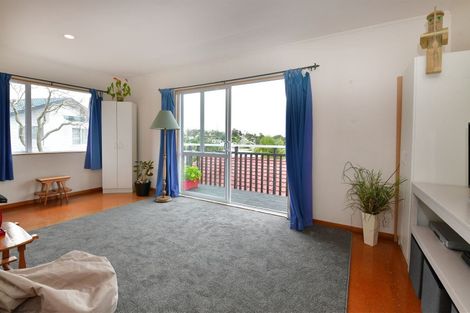 Photo of property in 14a Jean Place, Stanmore Bay, Whangaparaoa, 0932