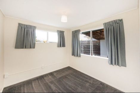 Photo of property in 41 Acacia Street, Kelvin Grove, Palmerston North, 4414