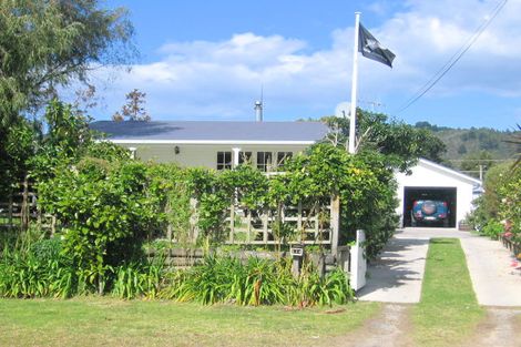 Photo of property in 114 Papanui Road, Whangamata, 3620