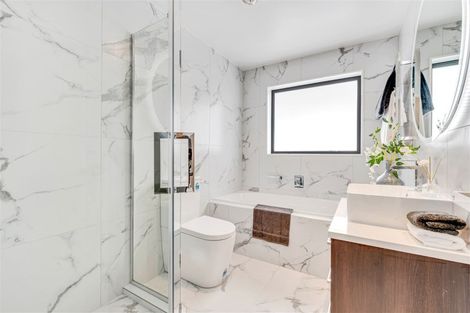 Photo of property in 51 Hikuawa Road, Flat Bush, Auckland, 2019