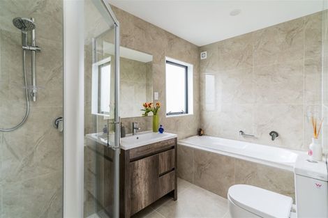 Photo of property in 718b Massey Road, Mangere, Auckland, 2022