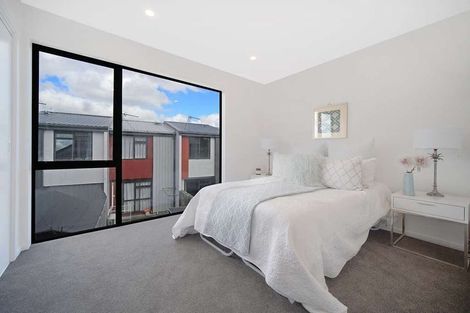 Photo of property in 63e Arimu Road, Papakura, 2110