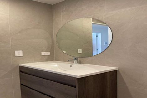 Photo of property in 1/5g Dishys Road, Flat Bush, Auckland, 2019