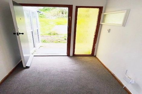 Photo of property in 20 Gloucester Street, Cannons Creek, Porirua, 5024