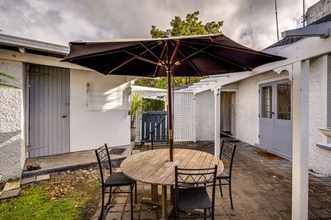 Photo of property in 21 Duart Road, Havelock North, 4130