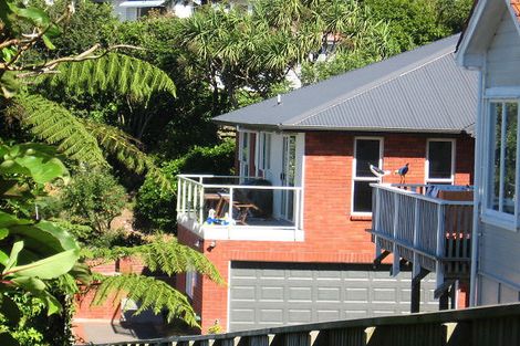 Photo of property in 8a Whitu Street, Khandallah, Wellington, 6035