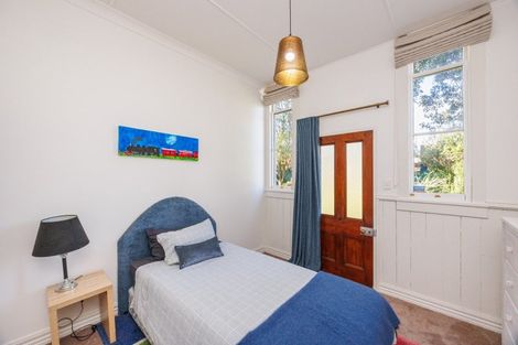 Photo of property in 6 Edwards Street, Kimbolton, Feilding, 4777