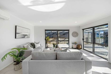 Photo of property in 15 Buckingham Place, Springvale, Whanganui, 4501