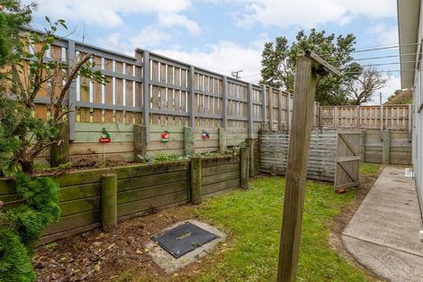 Photo of property in 2a Kokako Road, Otaihanga, Paraparaumu, 5036