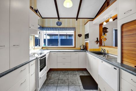 Photo of property in 3 Williams Avenue, Hawera, 4610