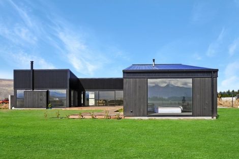 Photo of property in 30 The Drive, Twizel, 7999