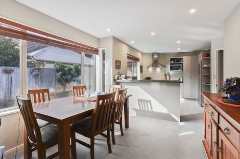 Photo of property in 14 Len Hale Place, Parklands, Christchurch, 8083