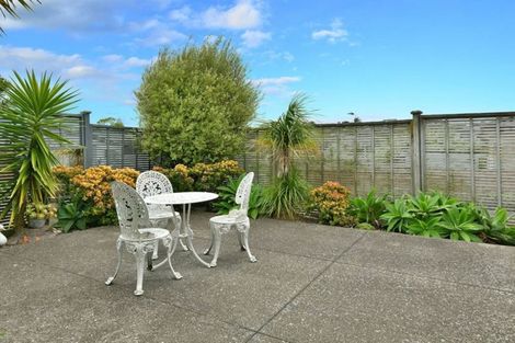 Photo of property in 1/4 Rosario Crescent, Red Beach, 0932