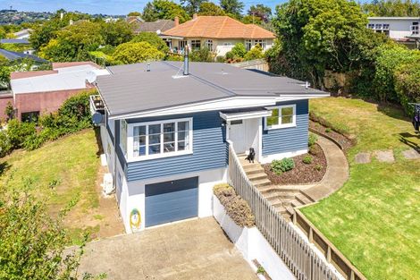 Photo of property in 5 Virginia Road, Saint Johns Hill, Whanganui, 4500
