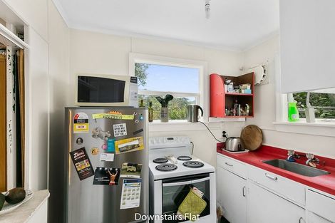 Photo of property in 21 Thorby Street, Northland, Wellington, 6012
