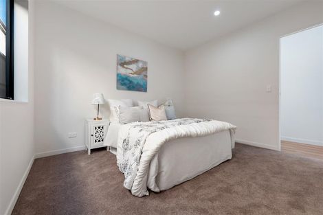 Photo of property in 46 Whakairo Crescent, Gulf Harbour, Whangaparaoa, 0930