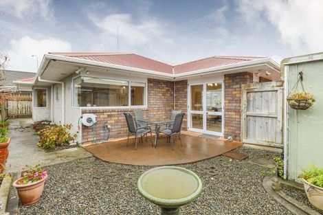 Photo of property in 10 Saint Pauls Court, Highbury, Palmerston North, 4412