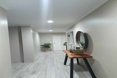 Photo of property in 21 Cambrian Street, Churton Park, Wellington, 6037