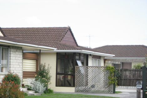 Photo of property in 28 Prestons Road, Redwood, Christchurch, 8051