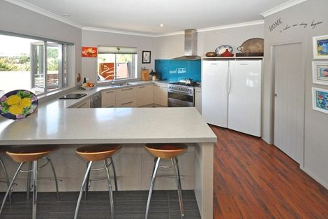 Photo of property in 10 Millbrook Drive, Waiuku, 2683