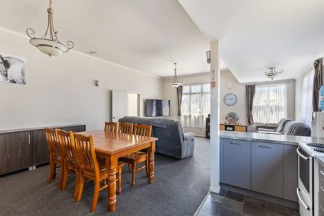 Photo of property in 9 Parris Street, Moturoa, New Plymouth, 4310