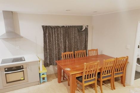 Photo of property in 7 Elvira Place, Ranui, Auckland, 0612