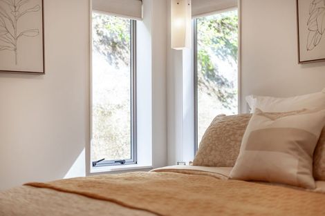 Photo of property in Aqua, 6/74 Oriental Parade, Oriental Bay, Wellington, 6011