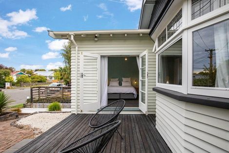 Photo of property in 16 Riverview Street, Beckenham, Christchurch, 8023