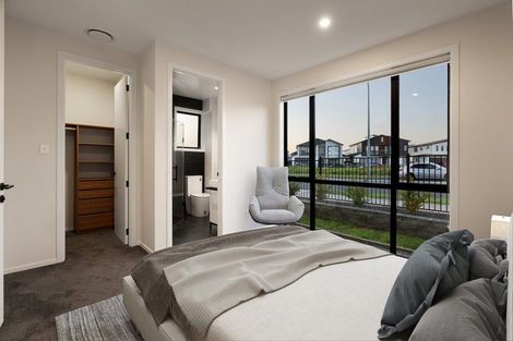 Photo of property in 1 Picnic Point Road, Hobsonville, Auckland, 0616