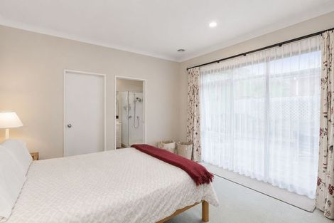 Photo of property in 73 Amesbury Drive, Churton Park, Wellington, 6037