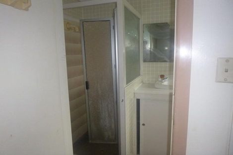 Photo of property in 28 Forest Hill Road, Henderson, Auckland, 0612