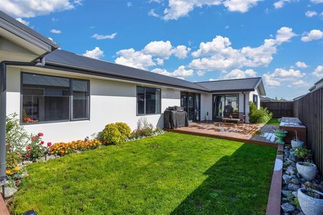 Photo of property in 53 Macphail Avenue, Rangiora, 7400