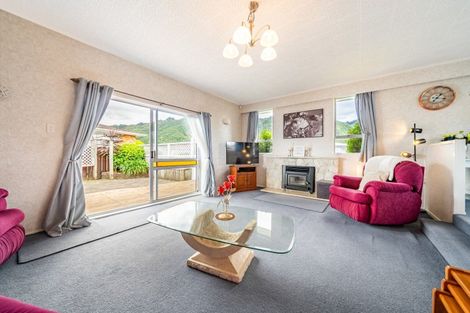 Photo of property in 20 Haylock Grove, Totara Park, Upper Hutt, 5018