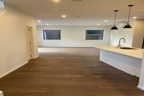 Photo of property in 8 O'halloran Road, Howick, Auckland, 2014