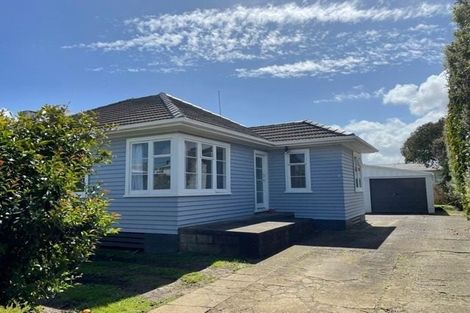 Photo of property in 7 Christmas Road, Manurewa, Auckland, 2102