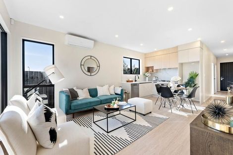 Photo of property in 33 Paretao Street, Massey, 0614