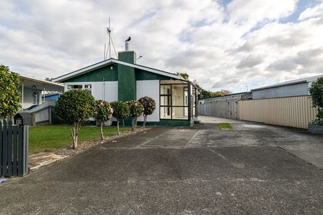 Photo of property in 12 Keith Street, Roslyn, Palmerston North, 4414