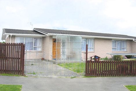 Photo of property in 5 Valerie Place, Redwood, Christchurch, 8051