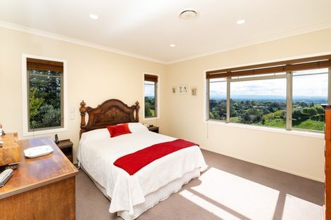 Photo of property in 57 Hikanui Drive, Havelock North, 4130