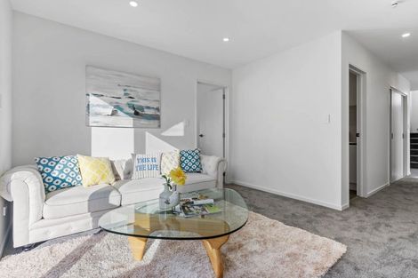 Photo of property in 40 San Prospero Crescent, Henderson, Auckland, 0612