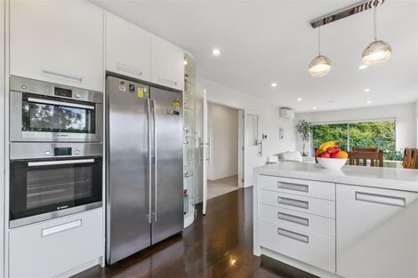 Photo of property in 2b St Clair Place, Browns Bay, Auckland, 0630
