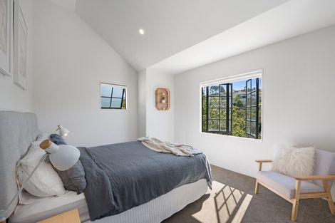 Photo of property in 5/19 Langana Avenue, Browns Bay, Auckland, 0630